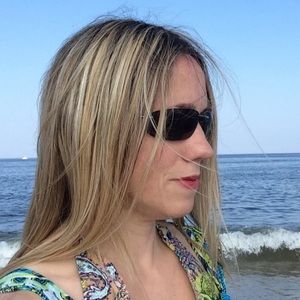 Meet your Posher, Christine